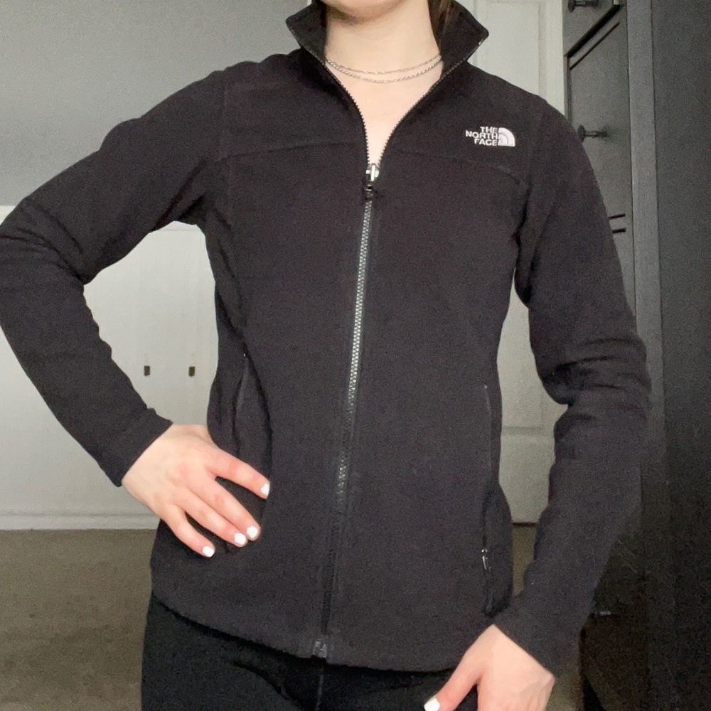 North Face Zip Up Sweatshirt🖤